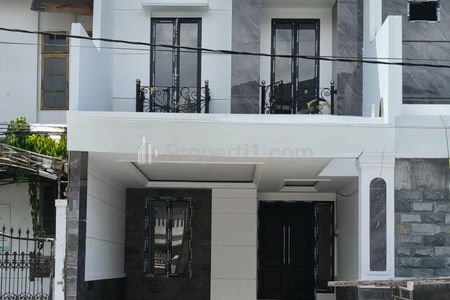 Dijual Rumah American Style Kawasan Prestisius Kertajaya Indah Surabaya Timur