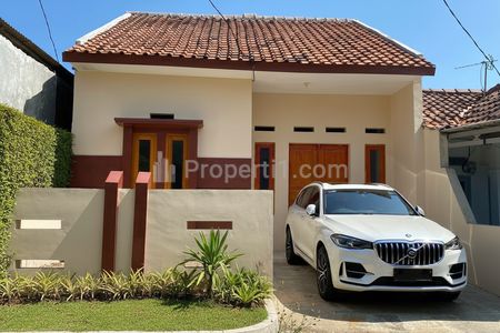 Dijual Rumah Siap Huni Dekat Stasiun Cicalengka, di Komplek Hegarmanah Indah Cicalengka Bandung
