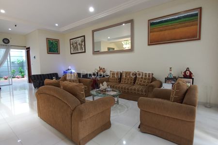 Dijual Rumah Terawat Strategis di Pondok Hijau Bandung Barat