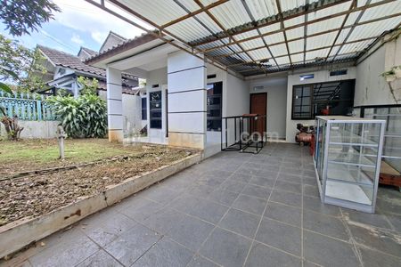 Jual Rumah di Komplek Elit Soekarno Hatta Bandung - Harga Murah Mendekati NJOP Ada Kolam Renangnya
