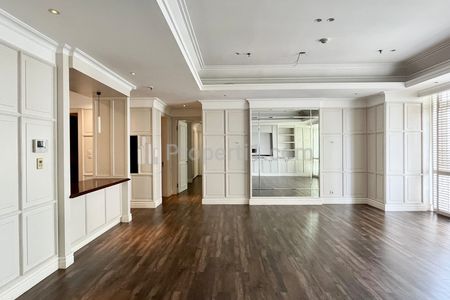 Jual Apartemen Botanica 3+1 BR Semi Furnish, Fasilitas Resort