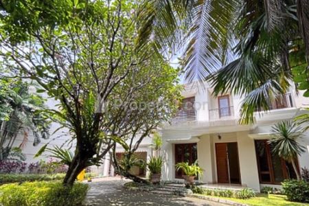 Disewakan Rumah Mewah di Area Cilandak Jakarta Selatan SSP089