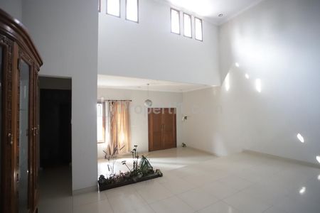 Sewa Rumah Bisa untuk Kantor di Area Cilandak Dekat Citos, Jakarta Selatan