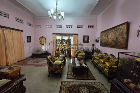 Dijual Rumah di Jalan Mahoni - Medan Kondisi Siap Huni Furnished