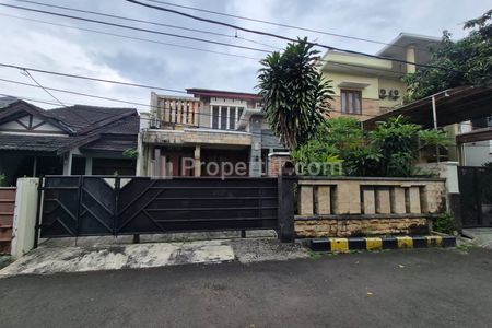 Dijual Rumah Semi Furnished Area Bebas Banjir di Taman Galaxy Bekasi