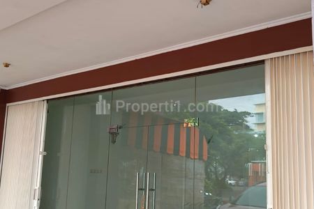 Disewakan Ruko Grand Boulevard Taman Cemara Harapan Indah Bekasi Siap Pakai