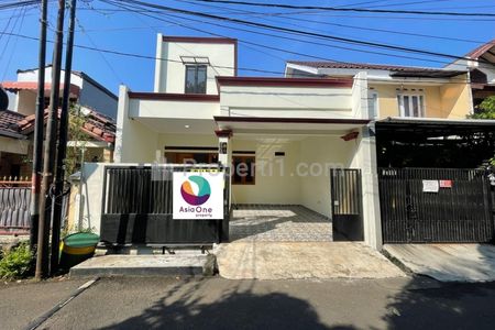 Dijual Rumah Siap Huni di Pondok Bambu Dalam Komplek Jakarta Timur