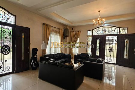 Dijual Rumah Hook Full Furnish Lux Komplek Cemara Asri, Deli Serdang