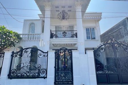 Dijual Murah Rumah Modern Bersih Nuansa Classic Siap Huni Lokasi Cikole Lembang Bandung