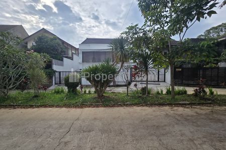 Dijual RUMAH MEWAH AMERICAN MODERN – GEGERKALONG PERMAI BANDUNG | LT 490 m², LB 430 m²