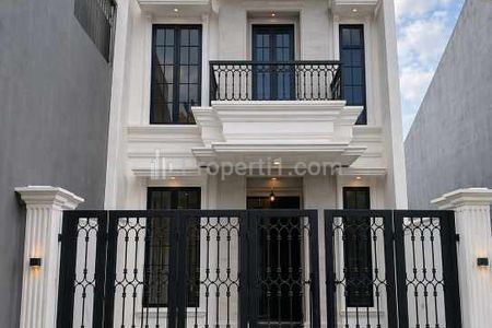 Dijual Rumah Mewah 2 Lantai Brand New Siap Huni di Tanah Baru Depok