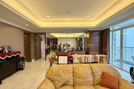 Experience Resort Living: Dijual Botanica 2+1BR, Luxurious Tropical Living