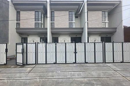 Dijual Rumah Baru Gress Siap Huni di Baruk Barat Area Rungkut