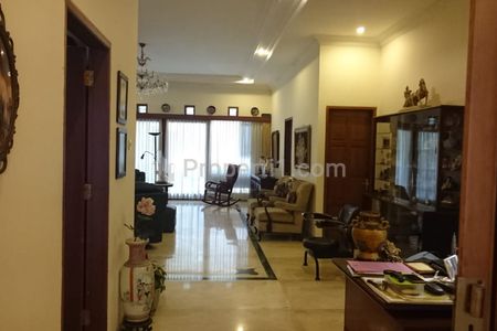 Dijual Rumah Strategis Sayap Gegerkalong Bandung