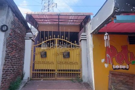 Rumah Dijual/Disewakan Sari Tama Tandes Surabaya Barat
