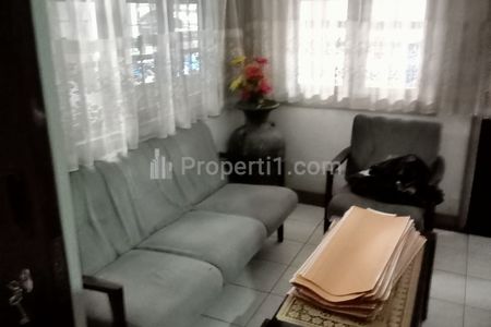 Dijual Rumah Tua Strategis Sayap Sukajadi Bandung