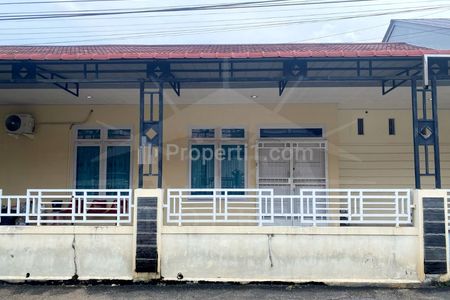 Jual Rumah Gandeng 2 Unit Plong Kondisi Bagus Siap Huni