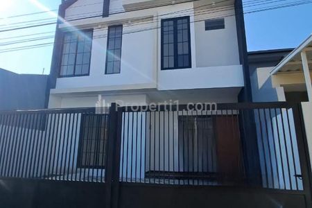Dijual Rumah Baru 2 Lantai di Mulyosari Utara, Dekat ITS, Pakuwon City, Surabaya Timur