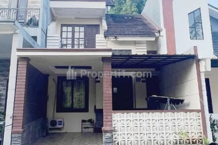 Jual Rumah kecil 4 kamar di Perumahan Legenda Wisata, Cibubur