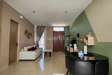 Dijual Rumah dalam Cluster Siap Huni 2½ Lantai di Duren Sawit Jakarta Timur