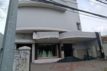 Ruang Usaha Dijual Jalan Ambengan Surabaya Pusat
