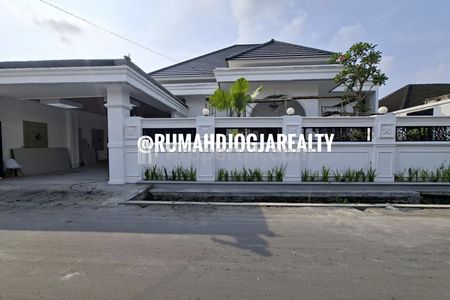 Jual Rumah Baru Mewah Modern Proses Finishing di Jl. Bantul Km 7 Sewon Yogyakarta