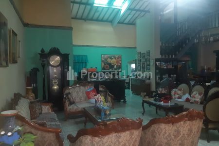 Dijual Rumah Strategis di Moch Toha Bandung