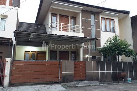 Dijual Rumah Semi Furnished 2 Lantai di Permata Indah Arcamanik Bandung