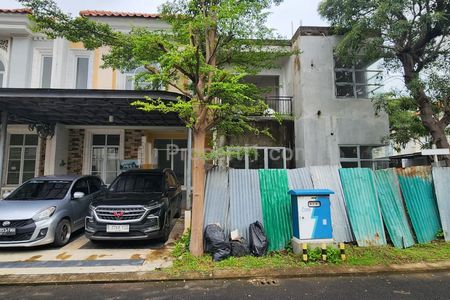 Dijual Rumah Posisi Hook Harga di Bawah NJOP di Jakarta Garden City Cluster La Seine Jakarta Timur