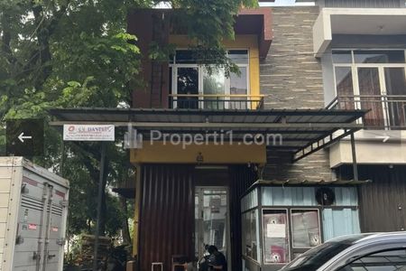 Dijual Murah Ruko Hoek 1 Miliaran di Kawasan Ramai Dikelilingi Banyak Apartemen Jakarta Barat