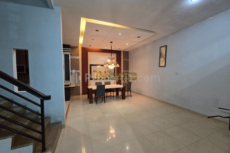 Dijual Rumah Siap Huni Komplek Cemara Asri Jalan Fressia