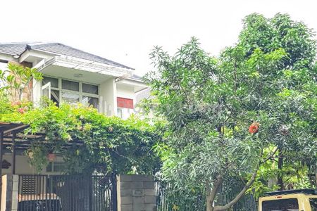 Dijual Rumah Ada Private Kolam Renang dan Full Furnished di Metland Menteng Cluster Regina Jakarta Timur