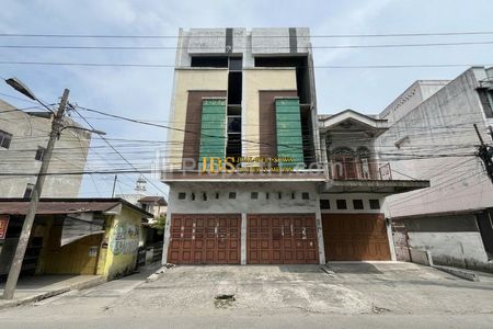 Dijual Ruko Gandeng Kondisi Kosong di Jalan Denai (Dekat Sukaramai) - Medan