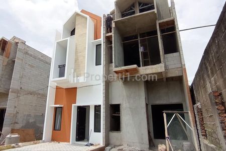 Dijual Rumah Nyaman Strategis Dekat Mabes Cilangkap, Cipayung, Jakarta Timur