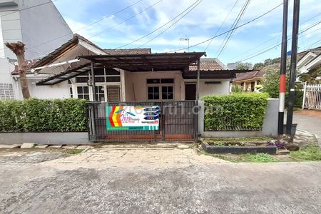 Dijual Rumah Posisi Hook Siap Huni di Pondok Pekayon Indah Bekasi Selatan