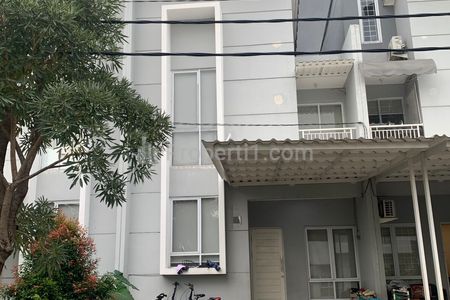 Dijual Rumah Bebas Banjir di Prima Harapan Regency Bekasi
