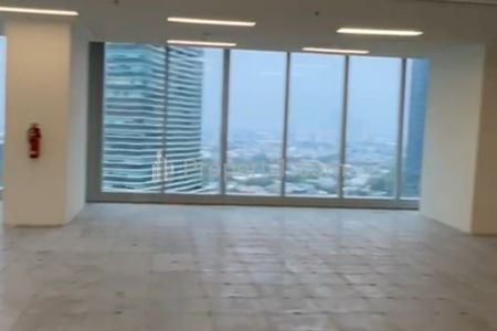 Sewa Ruang Kantor Kondisi Bare Luas 545m2 di Lantai 5 Gedung Sequis Tower SCBD Sudirman, View Pacific Place, Kebayoran Baru, Jakarta Selatan