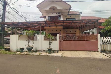 Disewakan Rumah 2 Lantai Siap Huni Semi Furnished Posisi Hook di Taman Buaran Indah Jakarta Timur