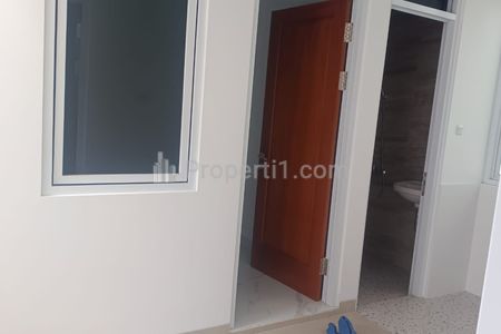 Sewa Rumah Mewah Katamaran Indah PIK 1 LT 16x36 4+1 KT dan 1 Lantai Siap Huni