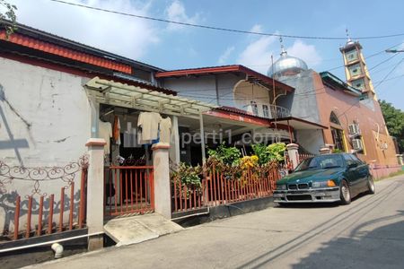 Dijual Kostan 2,5 Lantai di Jalan Kavling Semper Barat Jakarta Utara