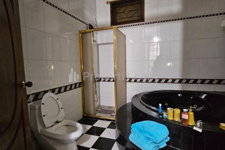 Disewakan Rumah LT 364 m2 di Sunter Danau , Jakarta Utara Murah