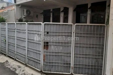 Dijual Butuh Rumah Cantik Strategis di Tebet Barat, Jakarta Selatan