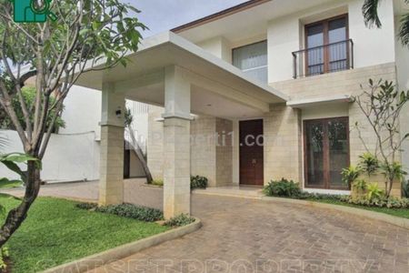 Disewakan Rumah Luas KT 5 di Area Pejaten/Kemang Jakarta Selatan | SSP506