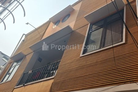 Dijual Kostan 21 Kamar - Tanjung Duren, Jakarta Barat