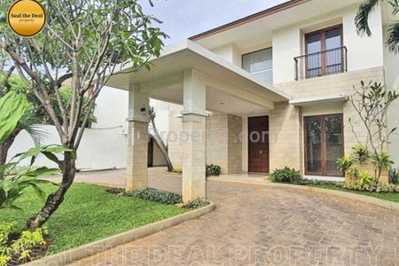 Disewakan Rumah di Area Pejaten Jakarta Selatan STD506