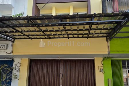 Dijual/Disewakan Ruko 3 Lantai Siap Pakai di Harmoni Harapan Indah Bekasi
