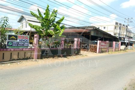 Jual Cepat Ruang Usaha Bonus Tanah Murah Lokasi Padat Hunian