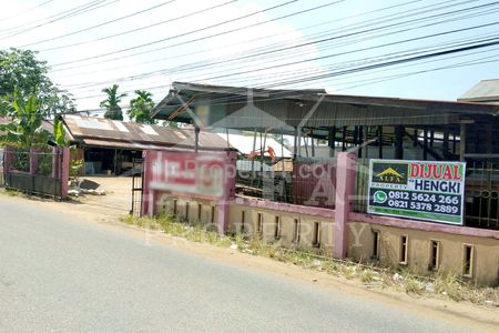 Jual Cepat Tanah Murah Bonus Ruang Usaha Lokasi Padat Hunian