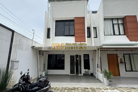 Dijual Rumah Full Furnish Komplek Villa Rukun Mas Jalan Setia Bara - Medan