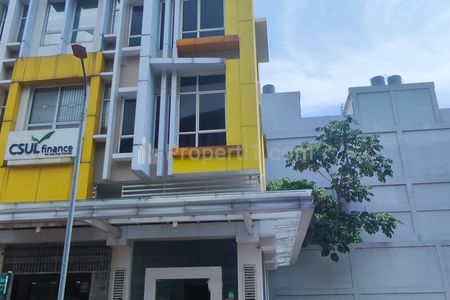 Disewakan Ruko Emerald Commercial Posisi Hook Siap Pakai di Summarecon Bekasi